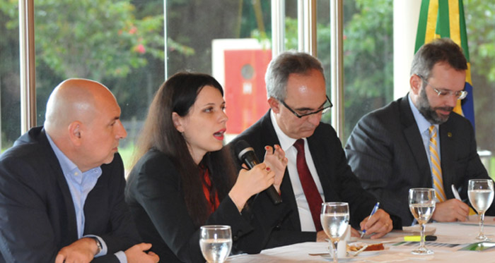 Reunión del grupo de diplomáticos agrícolas con Tatiana Palermo